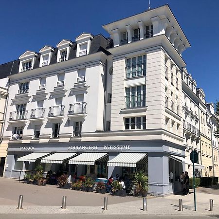 Suite Medicis Near Disneyland セリ エクステリア 写真